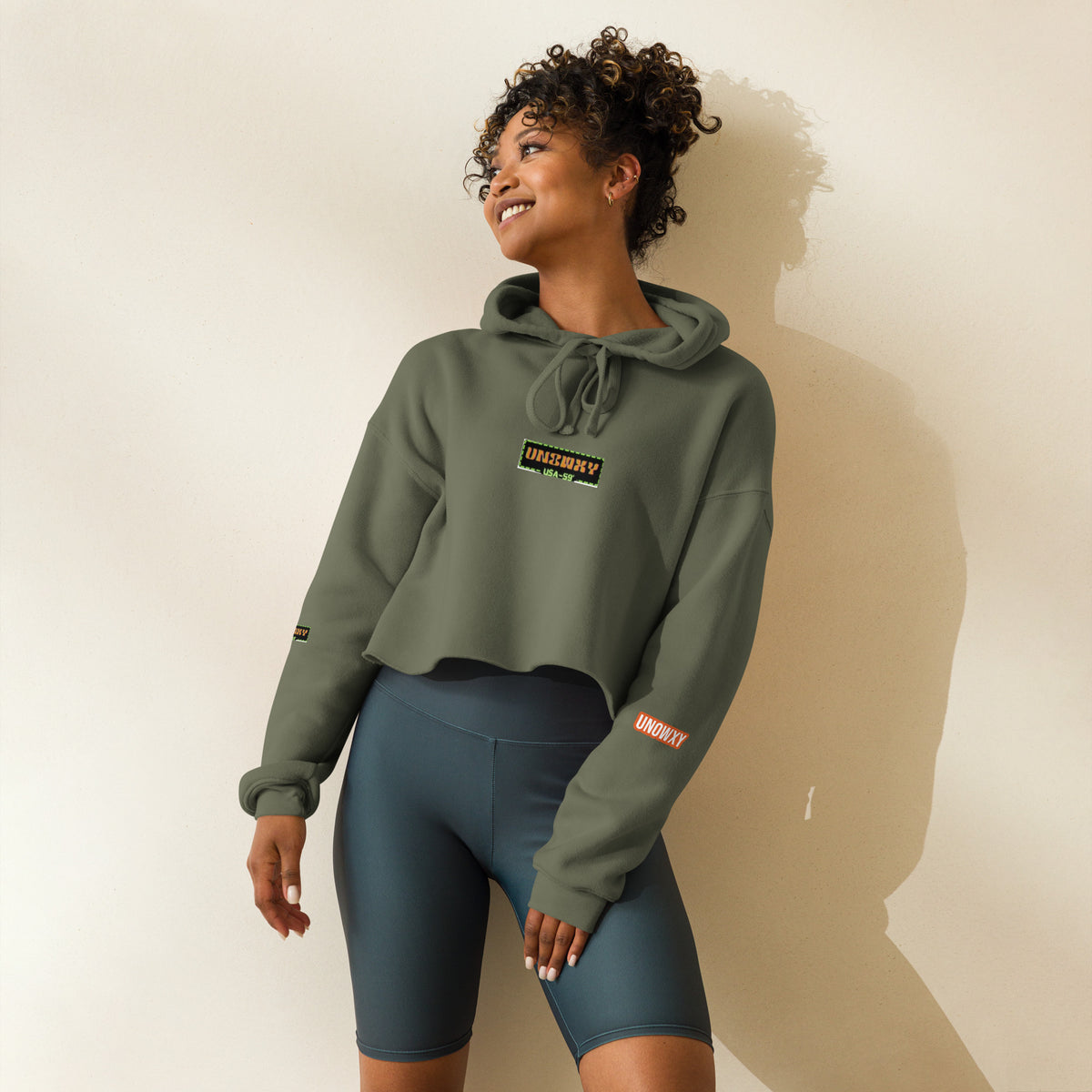 Blanco Crop Hoodie 💚